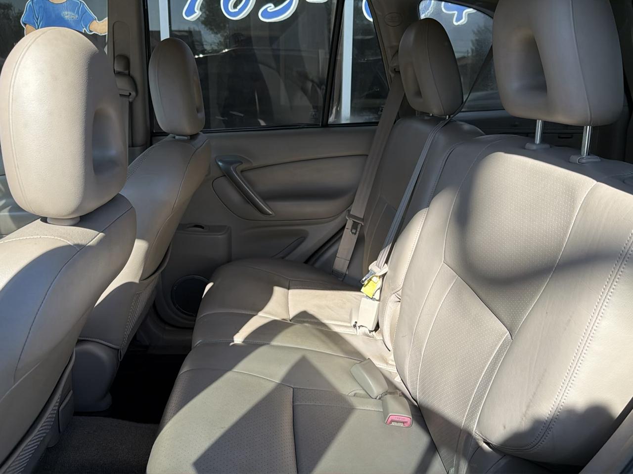 Toyota RAV4 4dr Auto 4WD (Natl) 2004