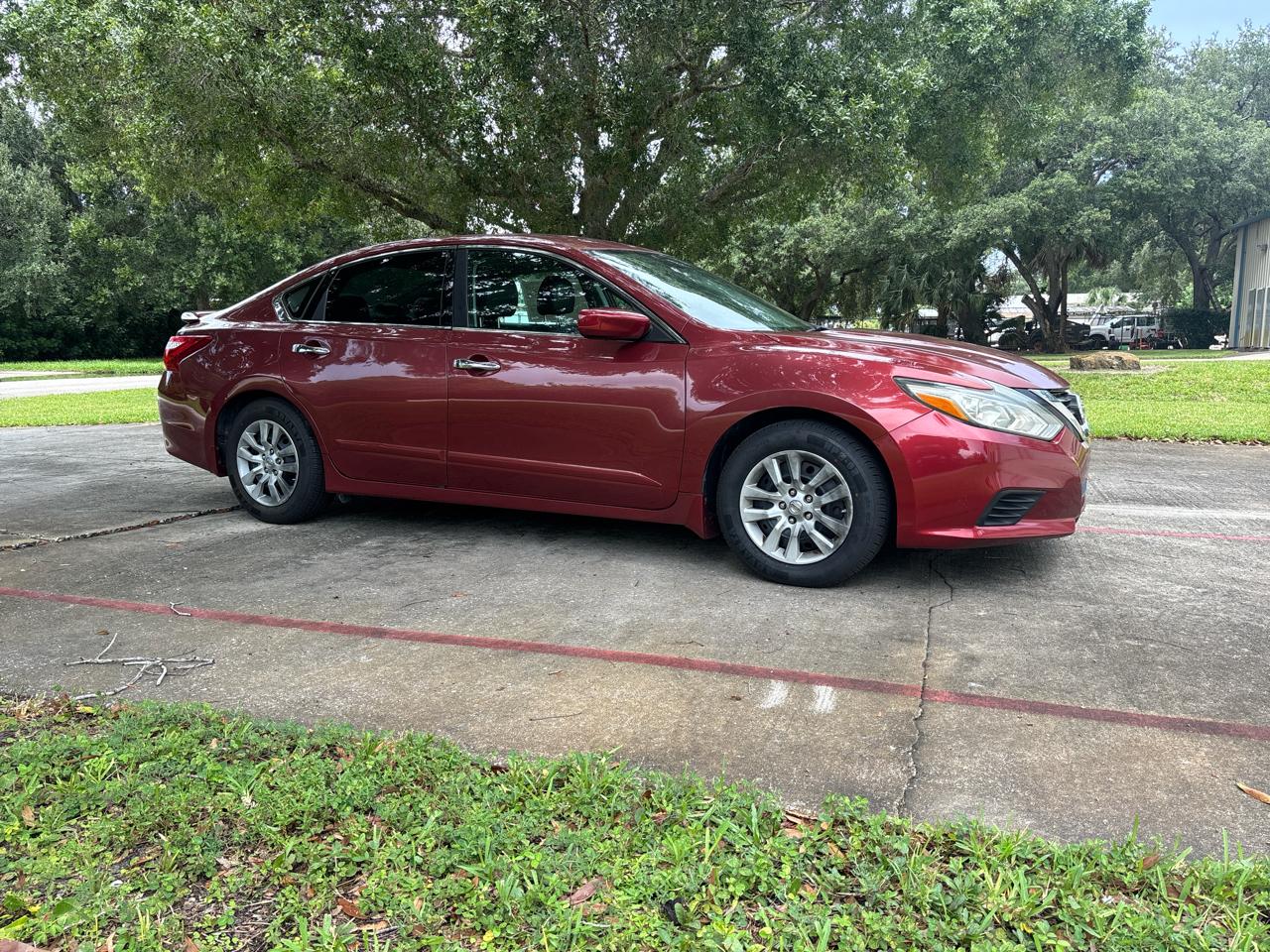 Nissan Altima 2.5 S Sedan 2016