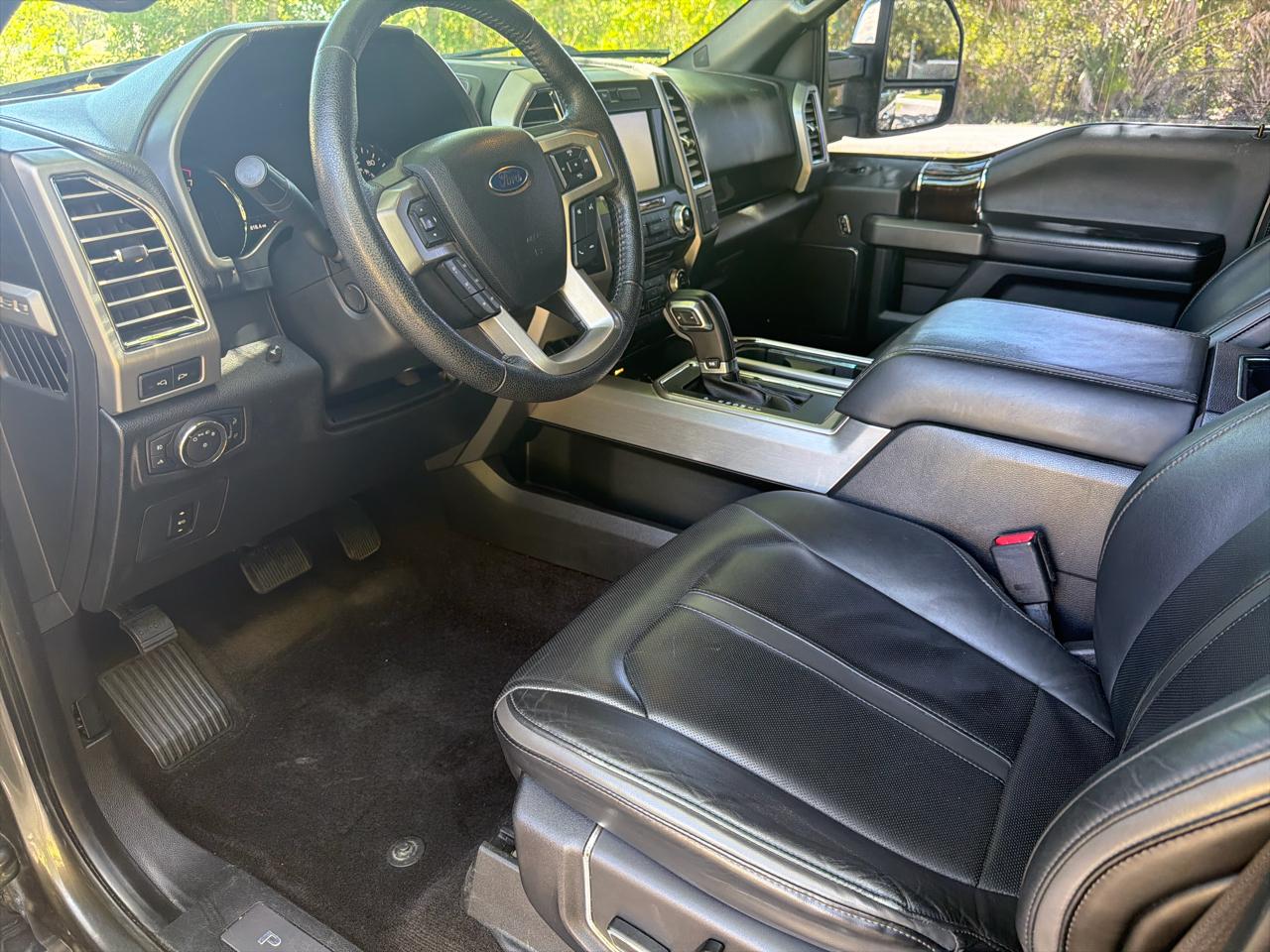 Ford F-150 XL SuperCrew 5.5-ft. Bed 4WD 2015