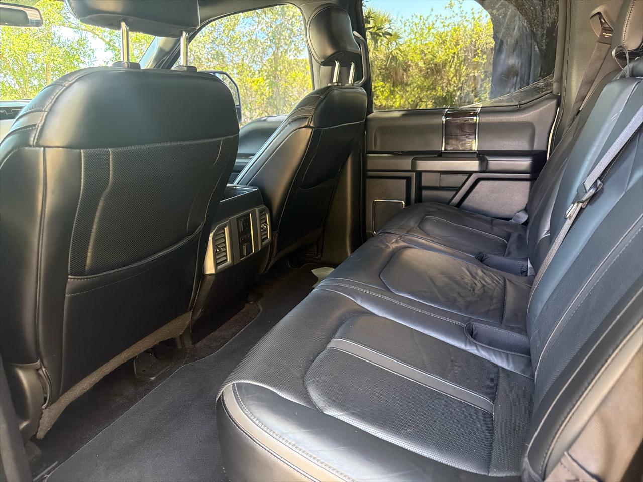 Ford F-150 XL SuperCrew 5.5-ft. Bed 4WD 2015