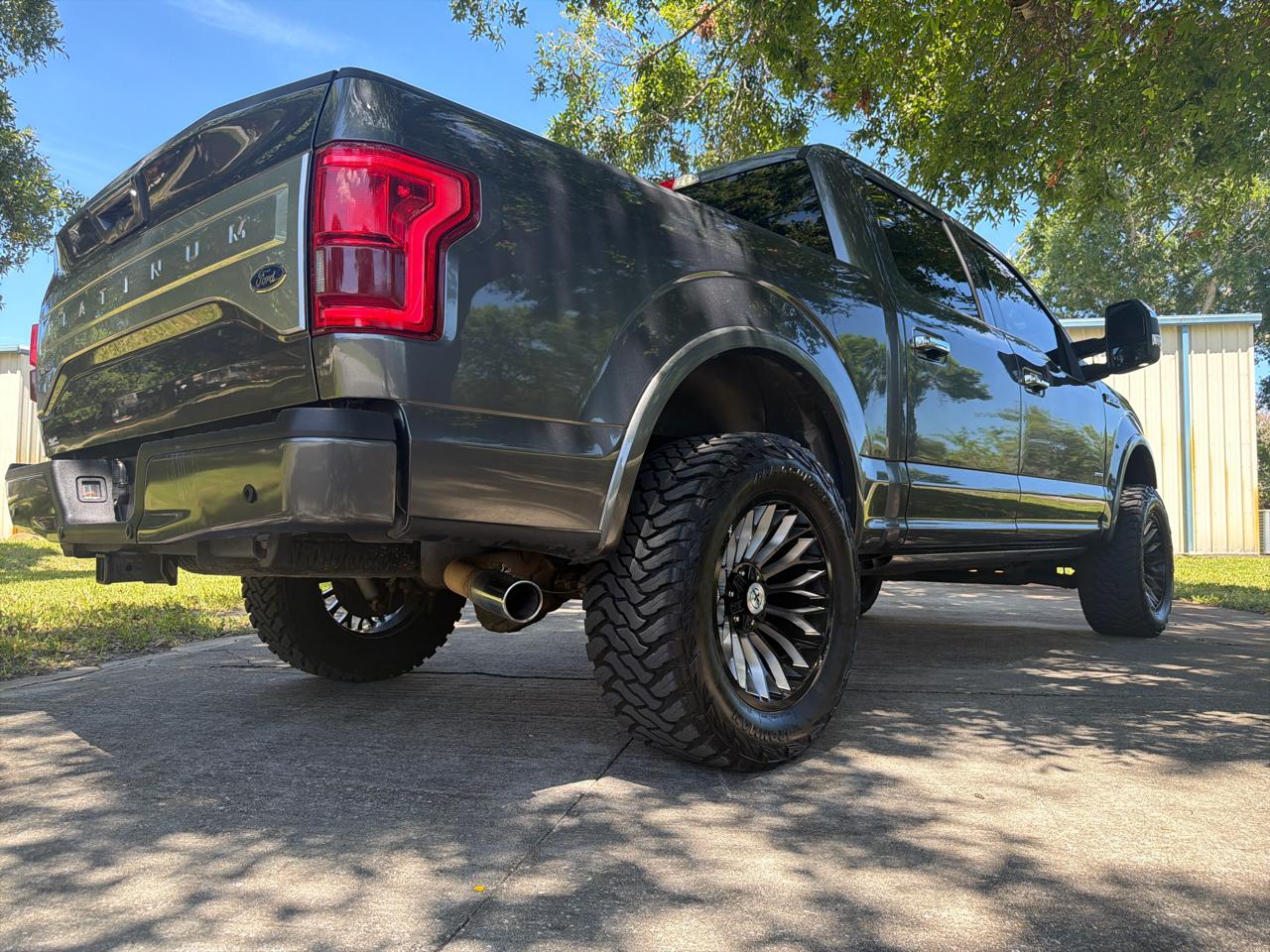 Ford F-150 XL SuperCrew 5.5-ft. Bed 4WD 2015