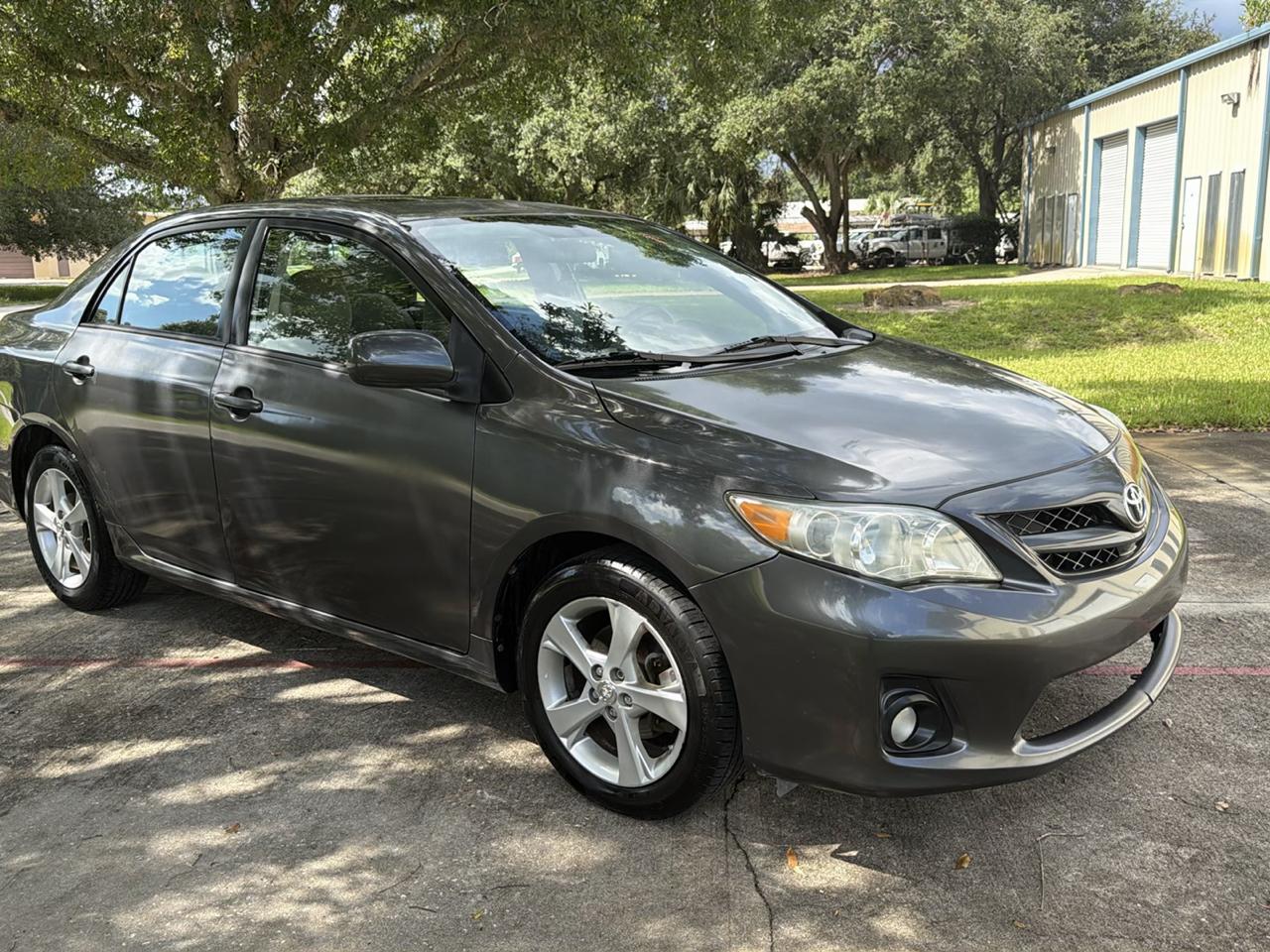 Toyota Corolla 4dr Sdn Auto S (Natl) 2012
