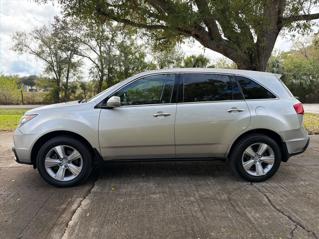 Acura MDX 6-Spd AT w/Tech Package 2012