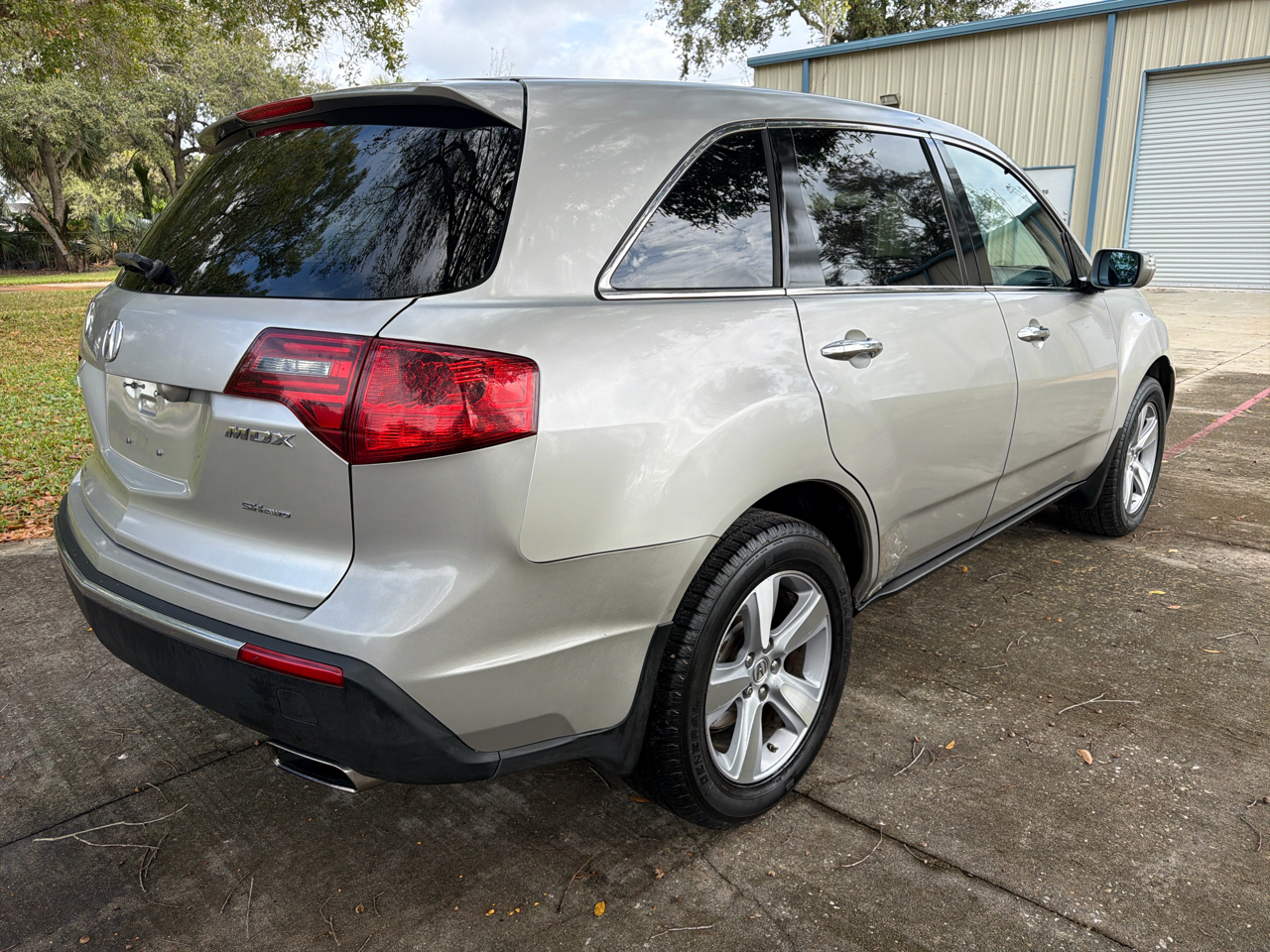 Acura MDX 6-Spd AT w/Tech Package 2012