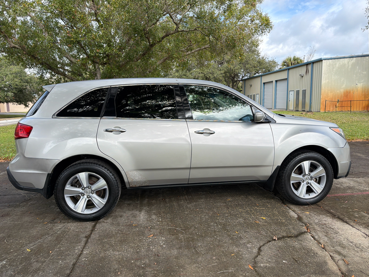 Acura MDX 6-Spd AT w/Tech Package 2012