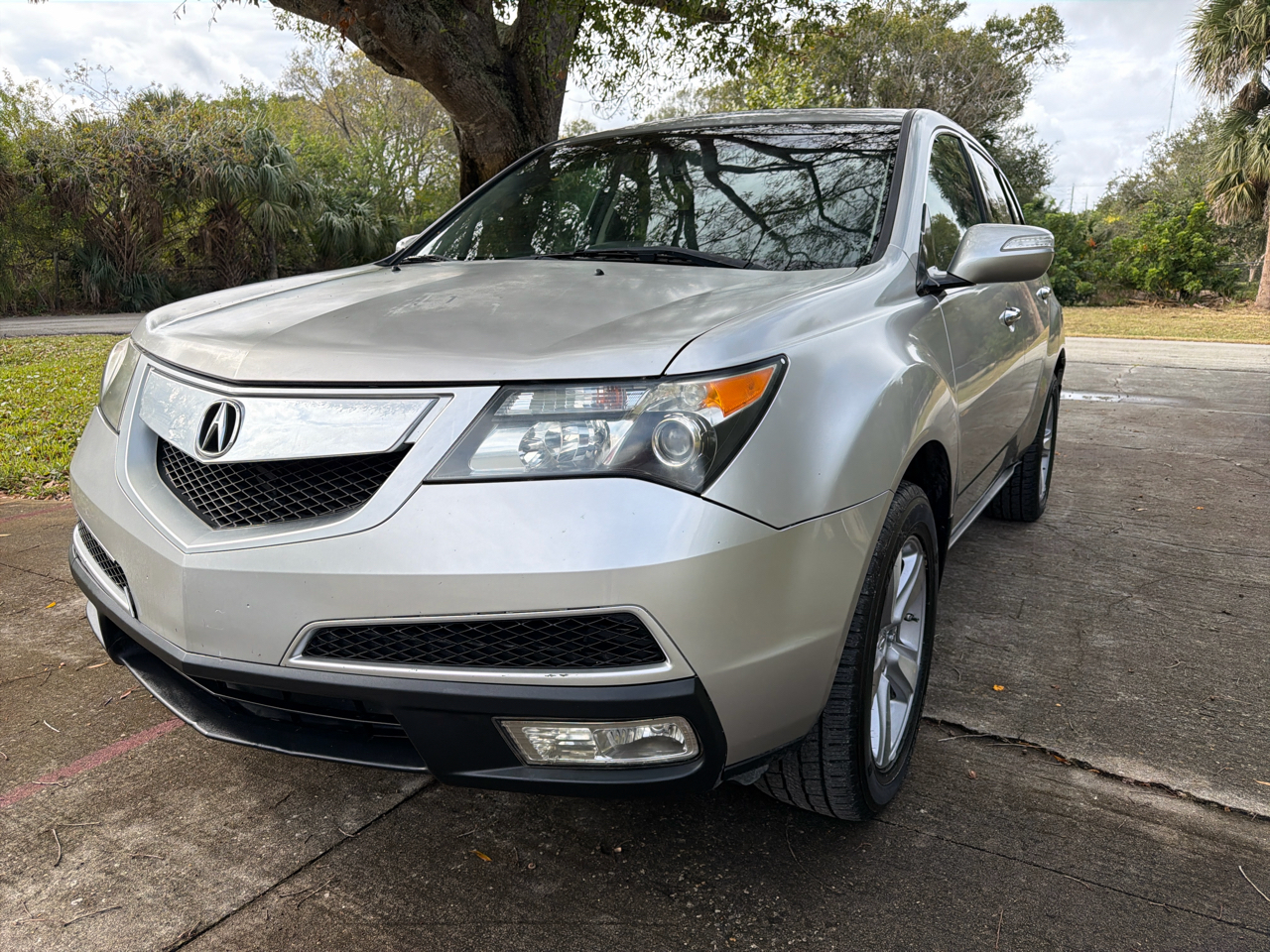 Acura MDX 6-Spd AT w/Tech Package 2012