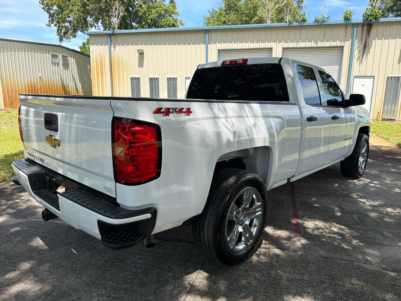 Chevrolet Silverado 1500 1LT Double Cab 4WD 2018