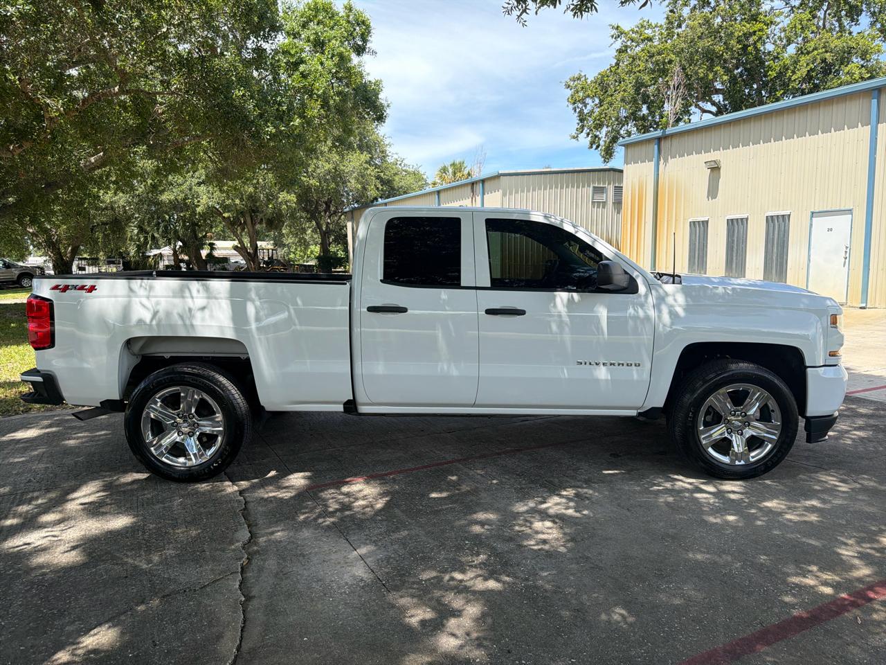 Chevrolet Silverado 1500 1LT Double Cab 4WD 2018
