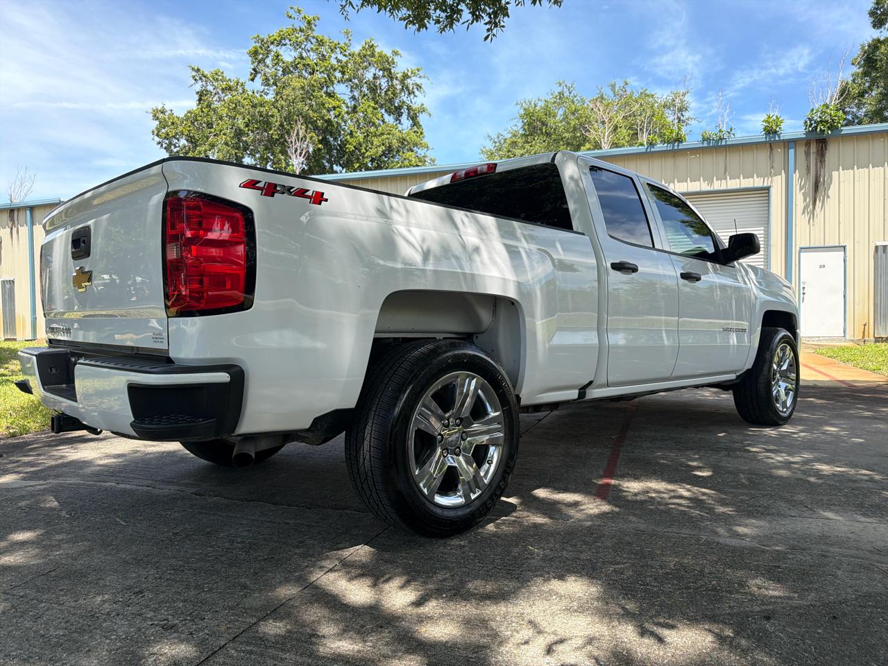 Chevrolet Silverado 1500 1LT Double Cab 4WD 2018