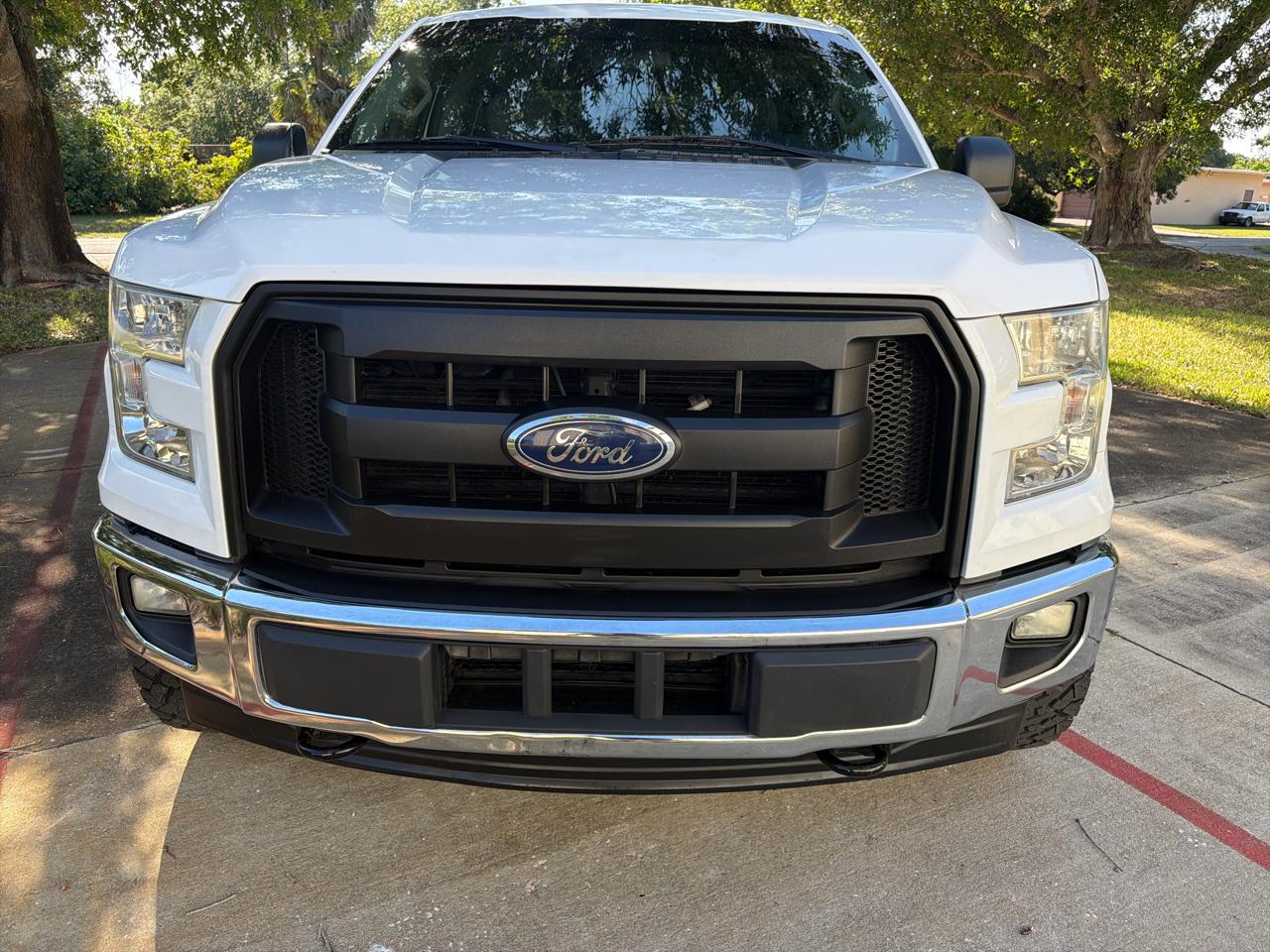 Ford F-150 4WD SuperCrew 139" XL 2015
