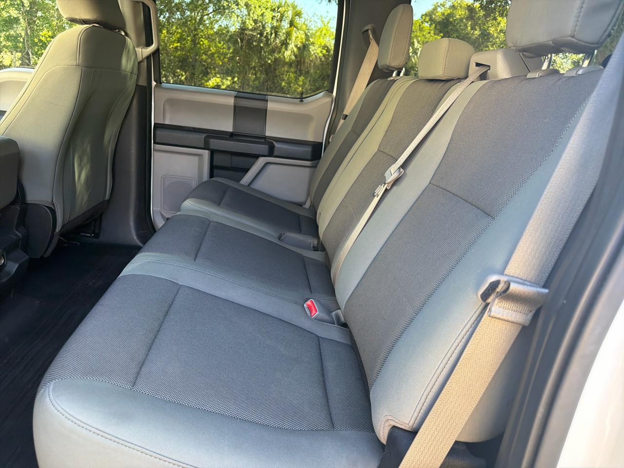 Ford F-150 4WD SuperCrew 139" XL 2015