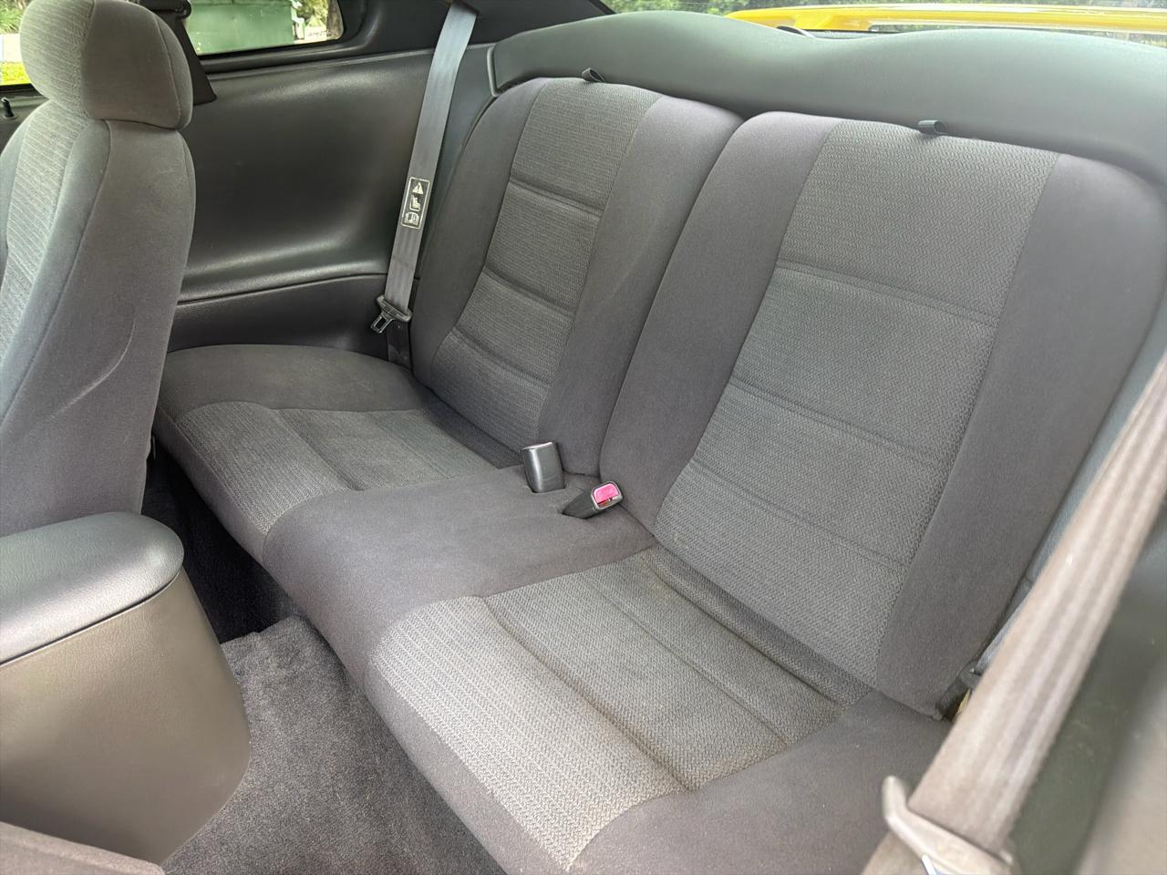 Ford Mustang 2dr Cpe Standard 2002