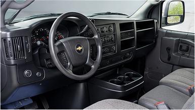 Chevrolet Express Cargo Van RWD 2500 135" 2009