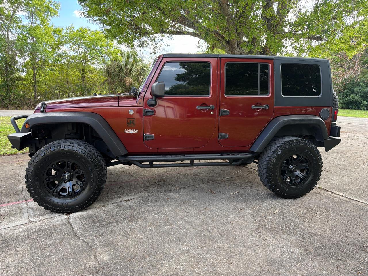 Jeep Wrangler 4WD 4dr Unlimited Sahara 2008