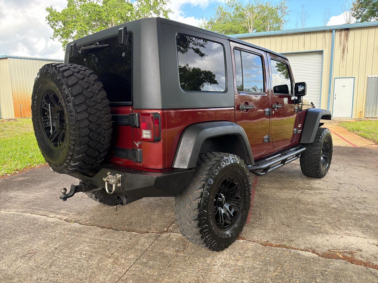 Jeep Wrangler 4WD 4dr Unlimited Sahara 2008