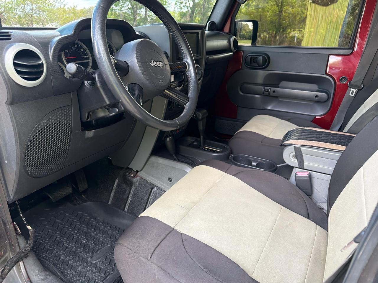 Jeep Wrangler 4WD 4dr Unlimited Sahara 2008