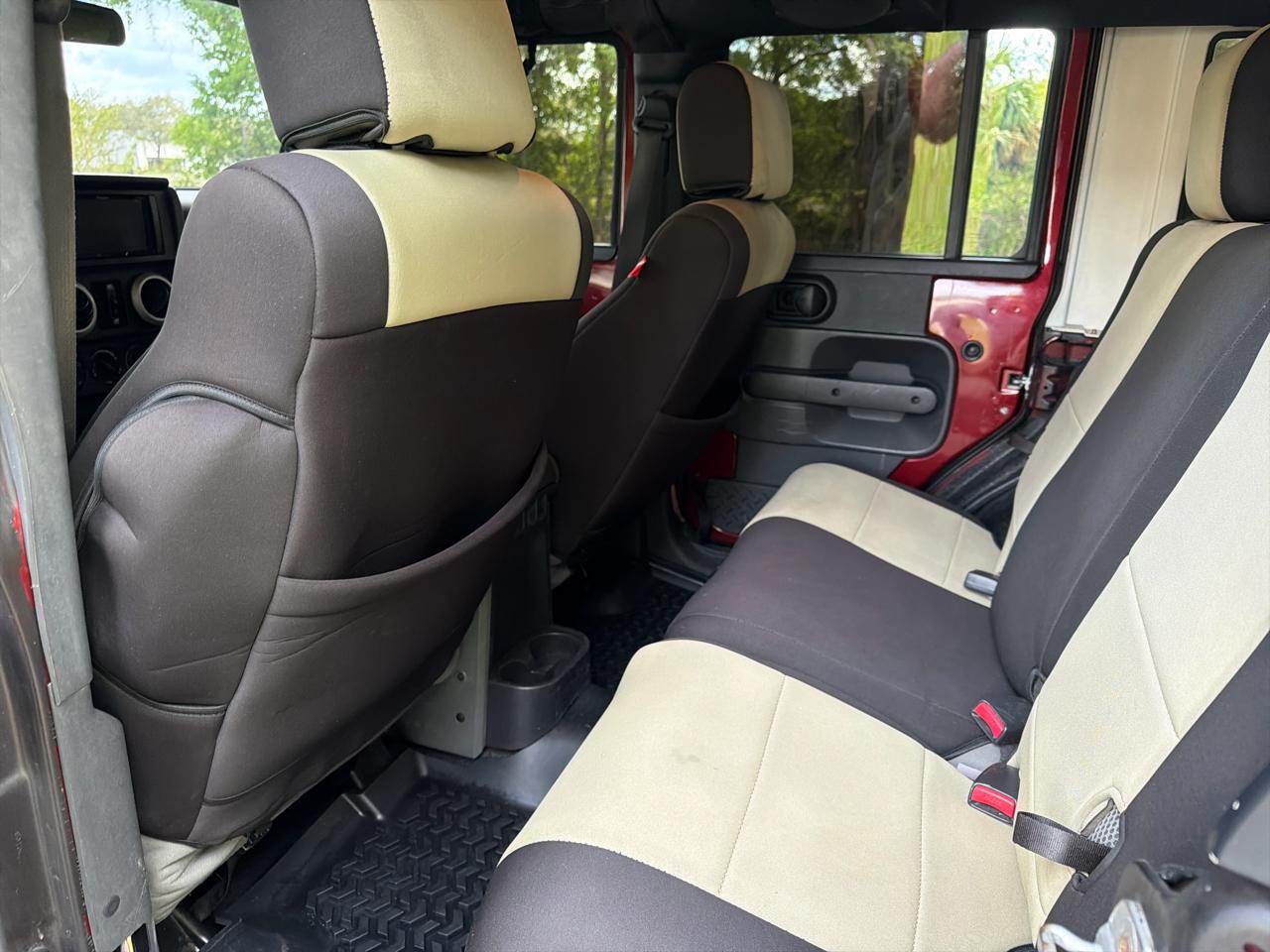 Jeep Wrangler 4WD 4dr Unlimited Sahara 2008