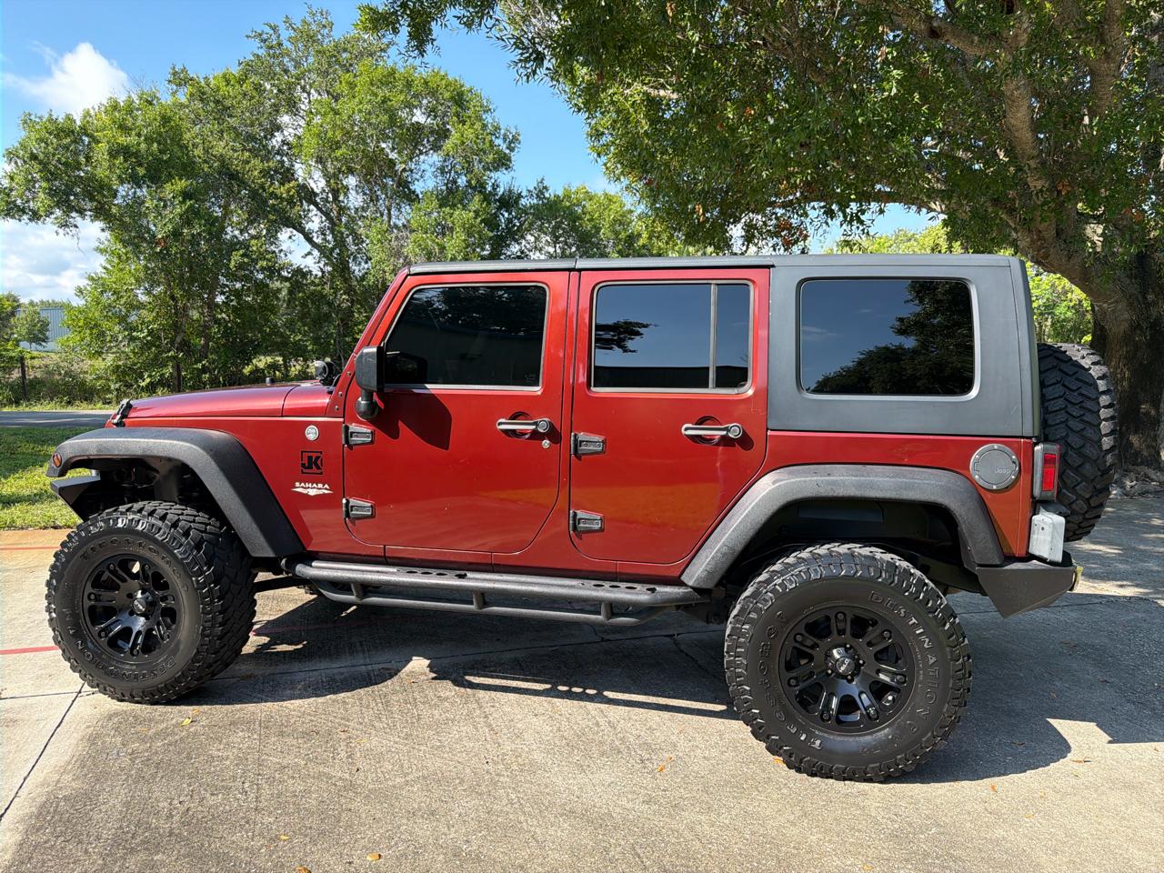 Jeep Wrangler 4WD 4dr Unlimited Sahara 2008