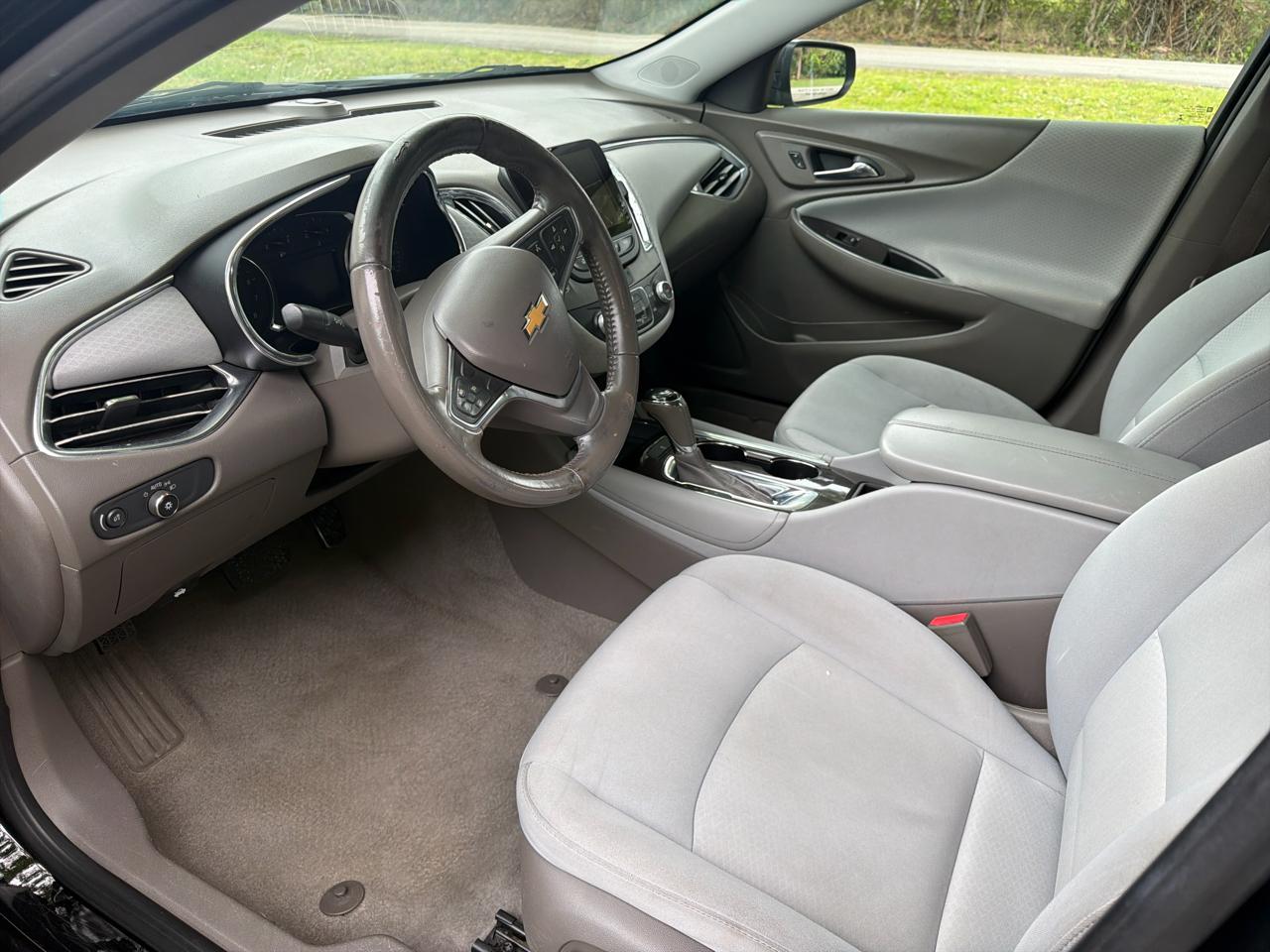 Chevrolet Malibu 4dr Sdn LT w/1LT 2018