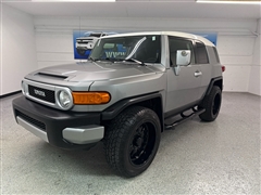 2012 Toyota FJ Cruiser  2012 Toyota FJ Cruiser