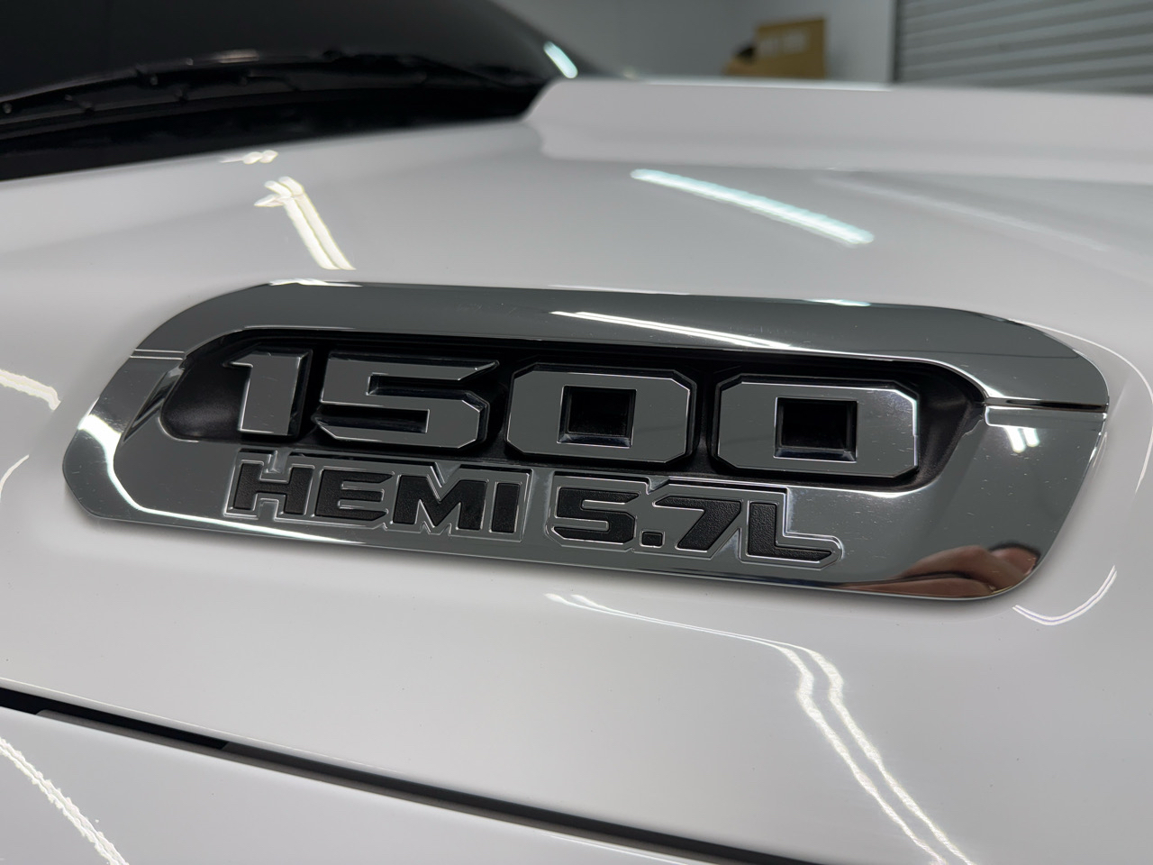 2020 Ram 1500 Laramie photo 9