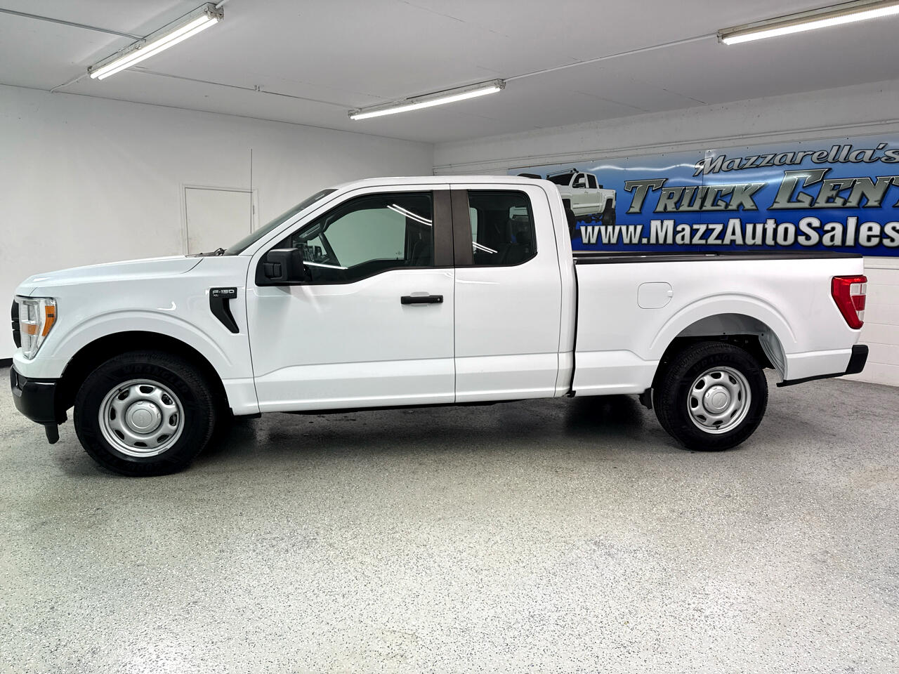 Ford F-150 XLT 2WD SuperCab 6.5' Box 2021 Ford F-150 XLT 2WD SuperCab 6.5' Box 2021
