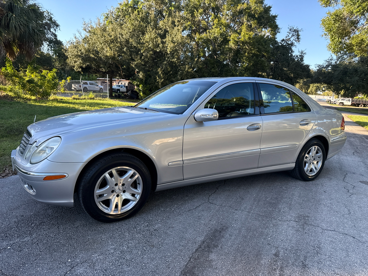 Mercedes-Benz E-Class 4dr Sdn 3.2L 2003 Mercedes-Benz E-Class 4dr Sdn 3.2L 2003