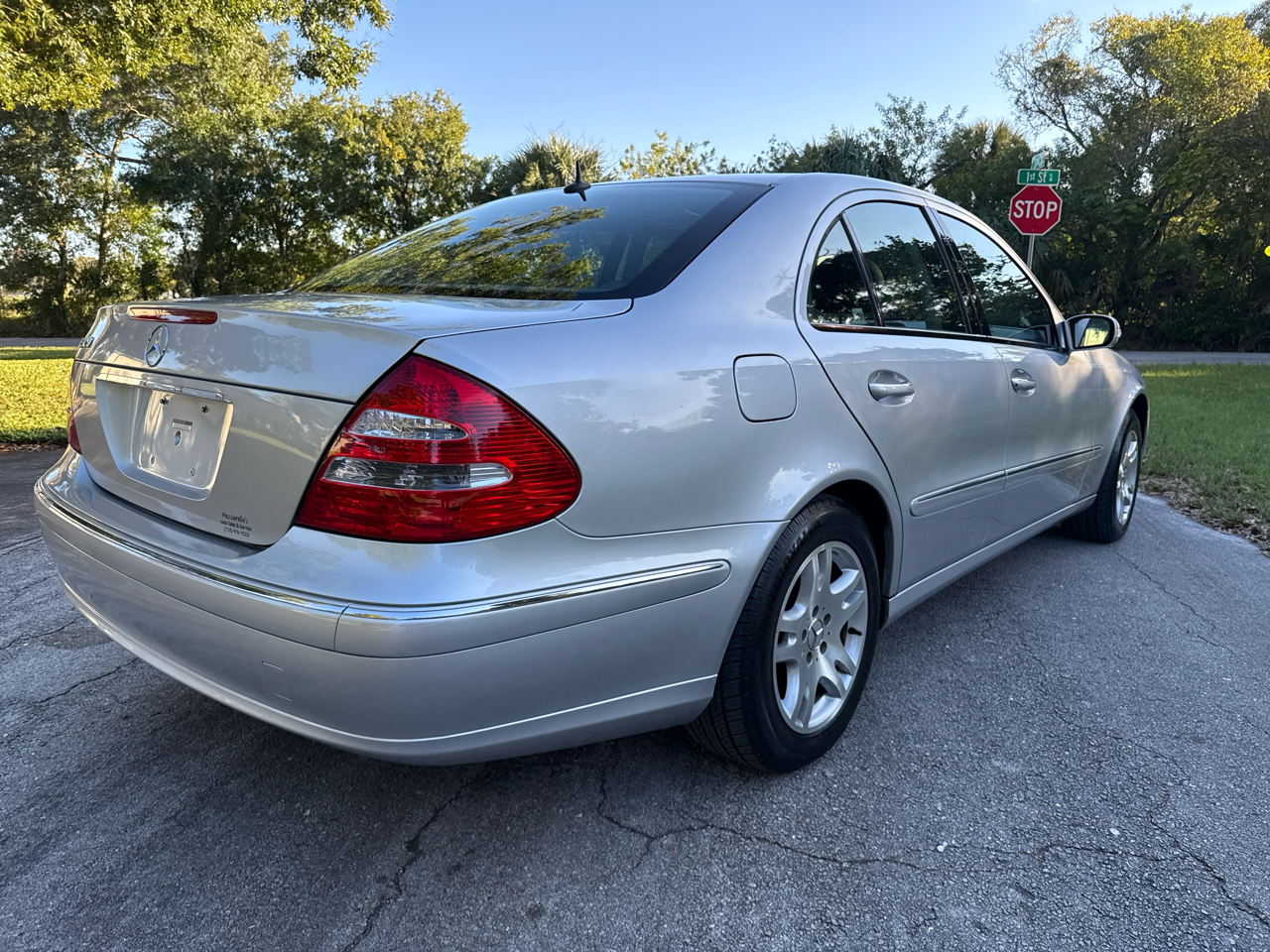 Mercedes-Benz E-Class 4dr Sdn 3.2L 2003 Mercedes-Benz E-Class 4dr Sdn 3.2L 2003
