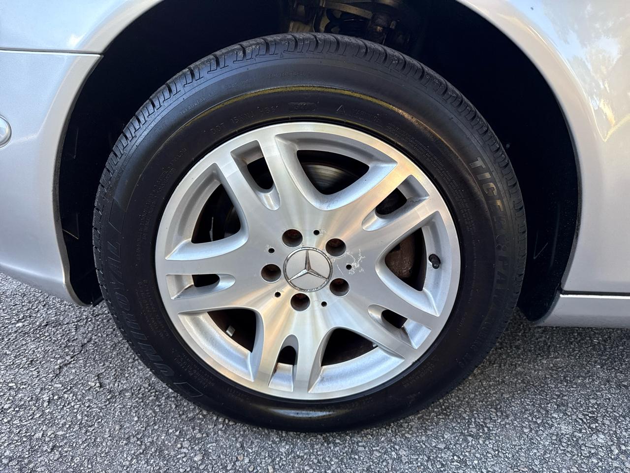 Mercedes-Benz E-Class 4dr Sdn 3.2L 2003 Mercedes-Benz E-Class 4dr Sdn 3.2L 2003