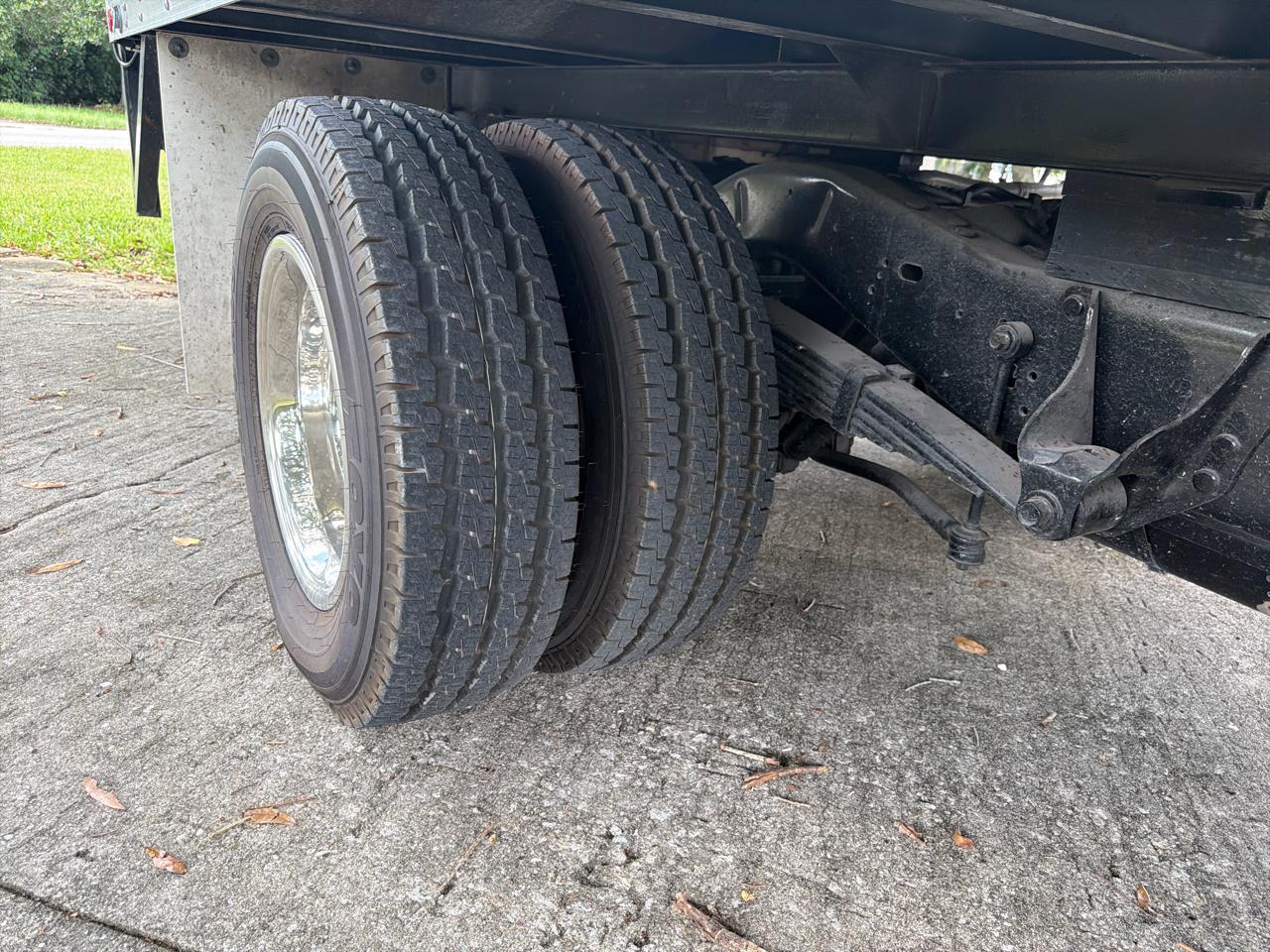 Ford Econoline Chassis  2013