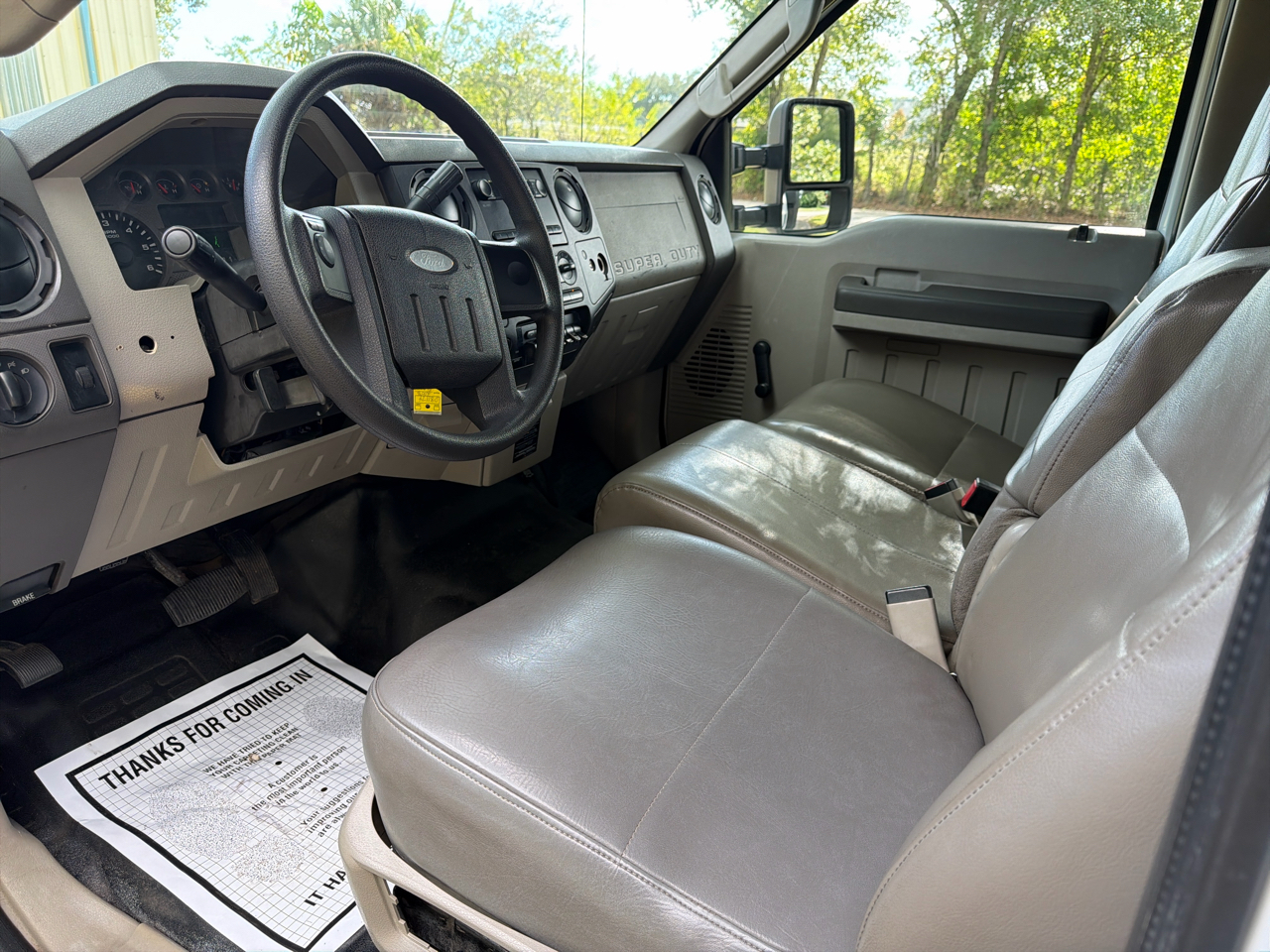 Ford Super Duty F-350 DRW 2WD Reg Cab 141" WB 60" CA XLT 2008