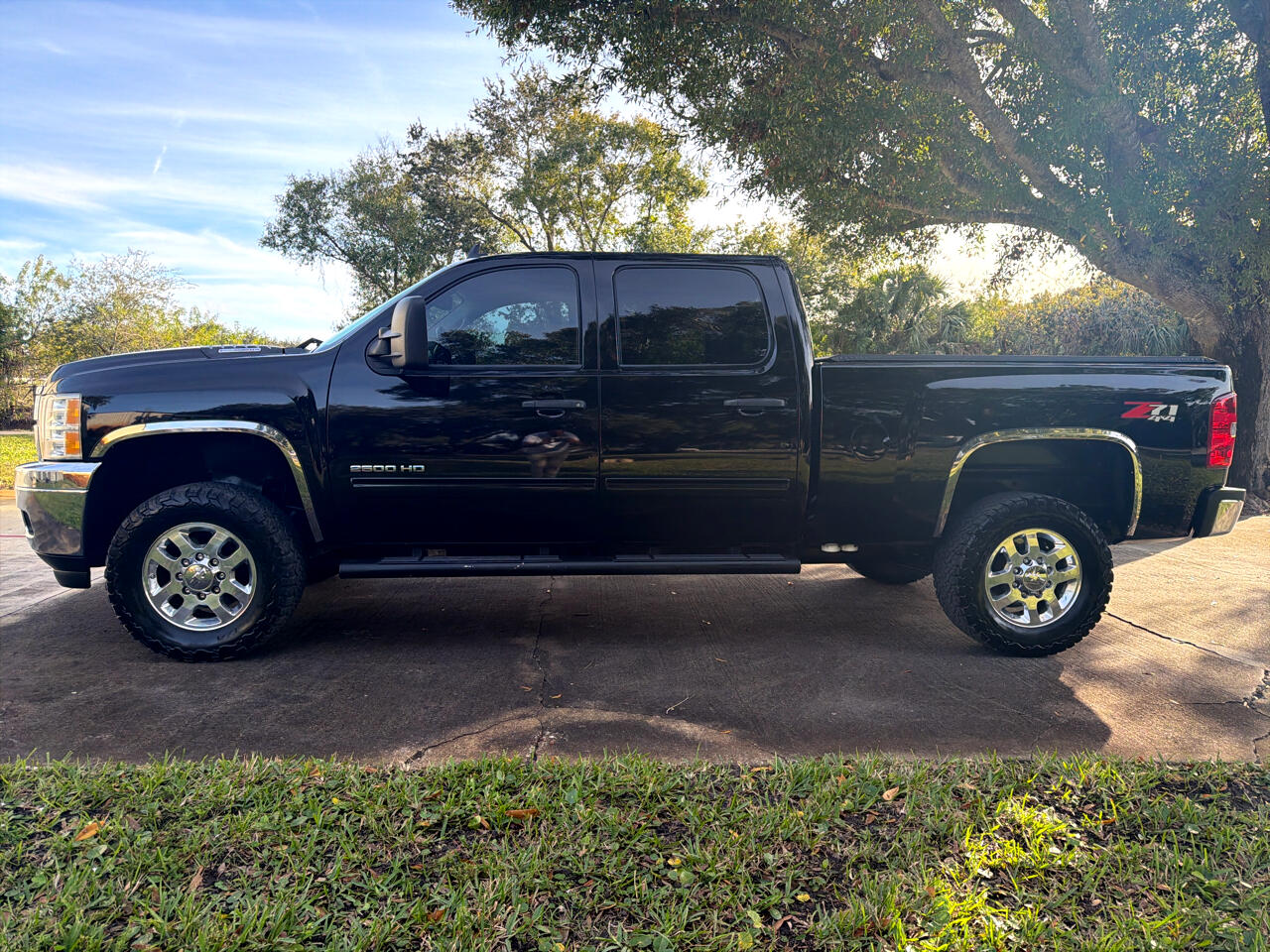 Chevrolet Silverado 2500HD 4WD Crew Cab 153.7" LT 2014