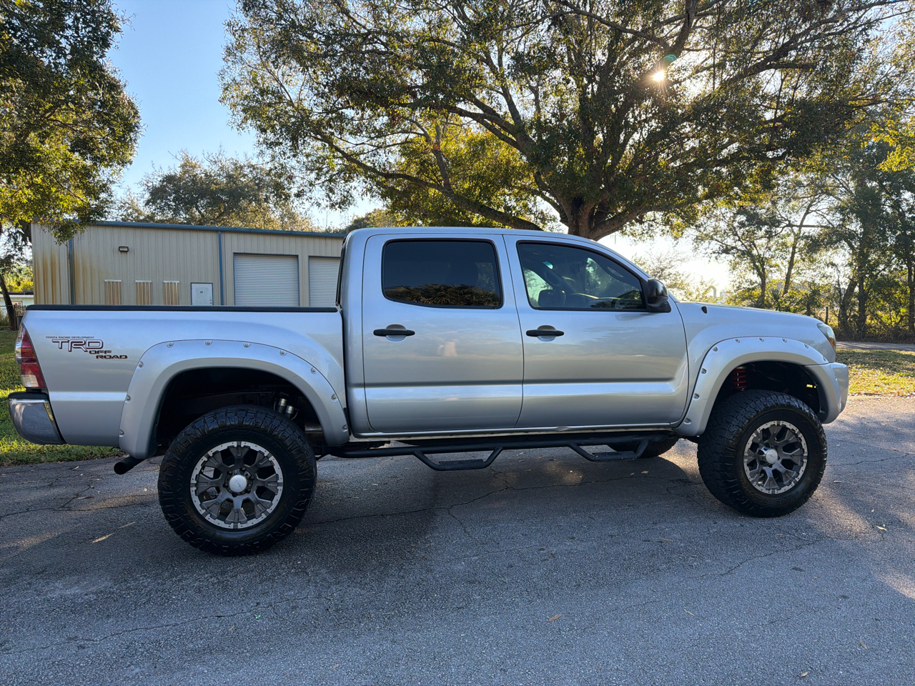 Toyota Tacoma 2WD Double V6 AT PreRunner (Natl) 2011