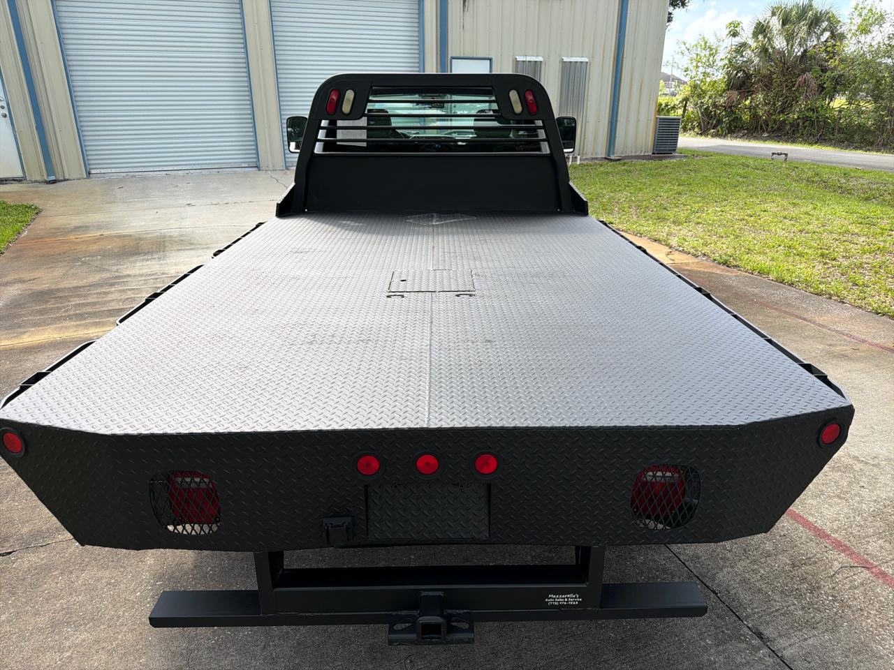 Chevrolet Silverado 3500HD 2WD Reg Cab 162" WB, 84.3" CA WT 2011