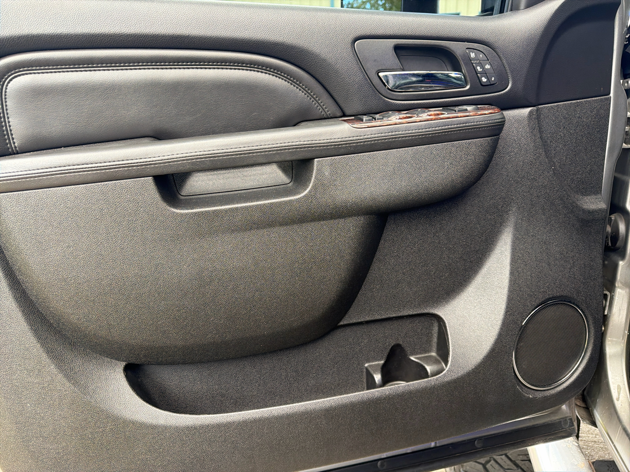 GMC Sierra 2500HD 4WD Crew Cab 153.7" Denali 2012