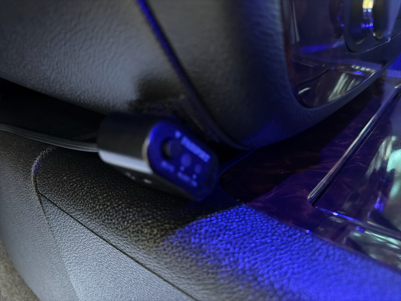 GMC Sierra 2500HD 4WD Crew Cab 153.7" Denali 2012