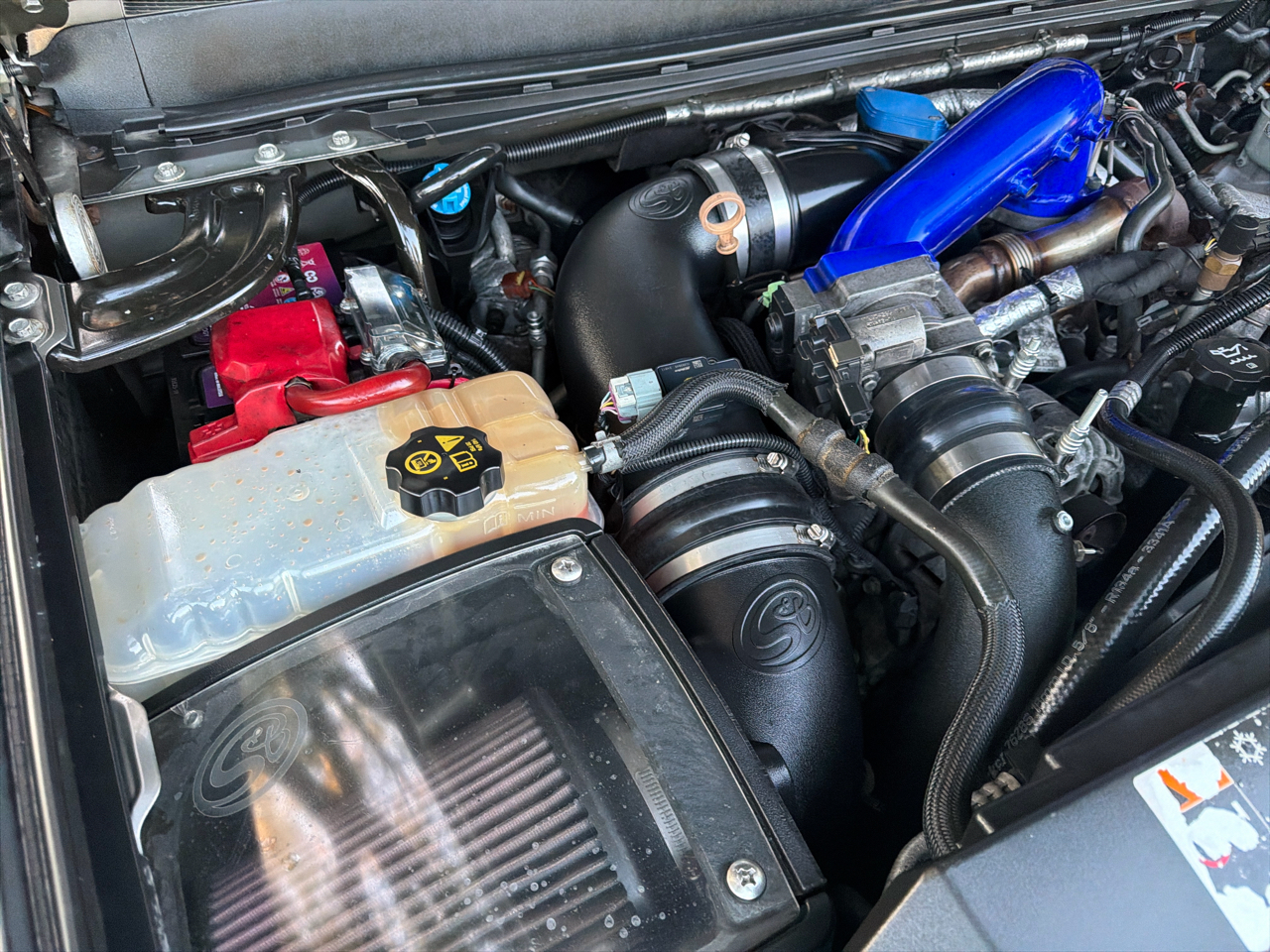 GMC Sierra 2500HD 4WD Crew Cab 153.7" Denali 2012