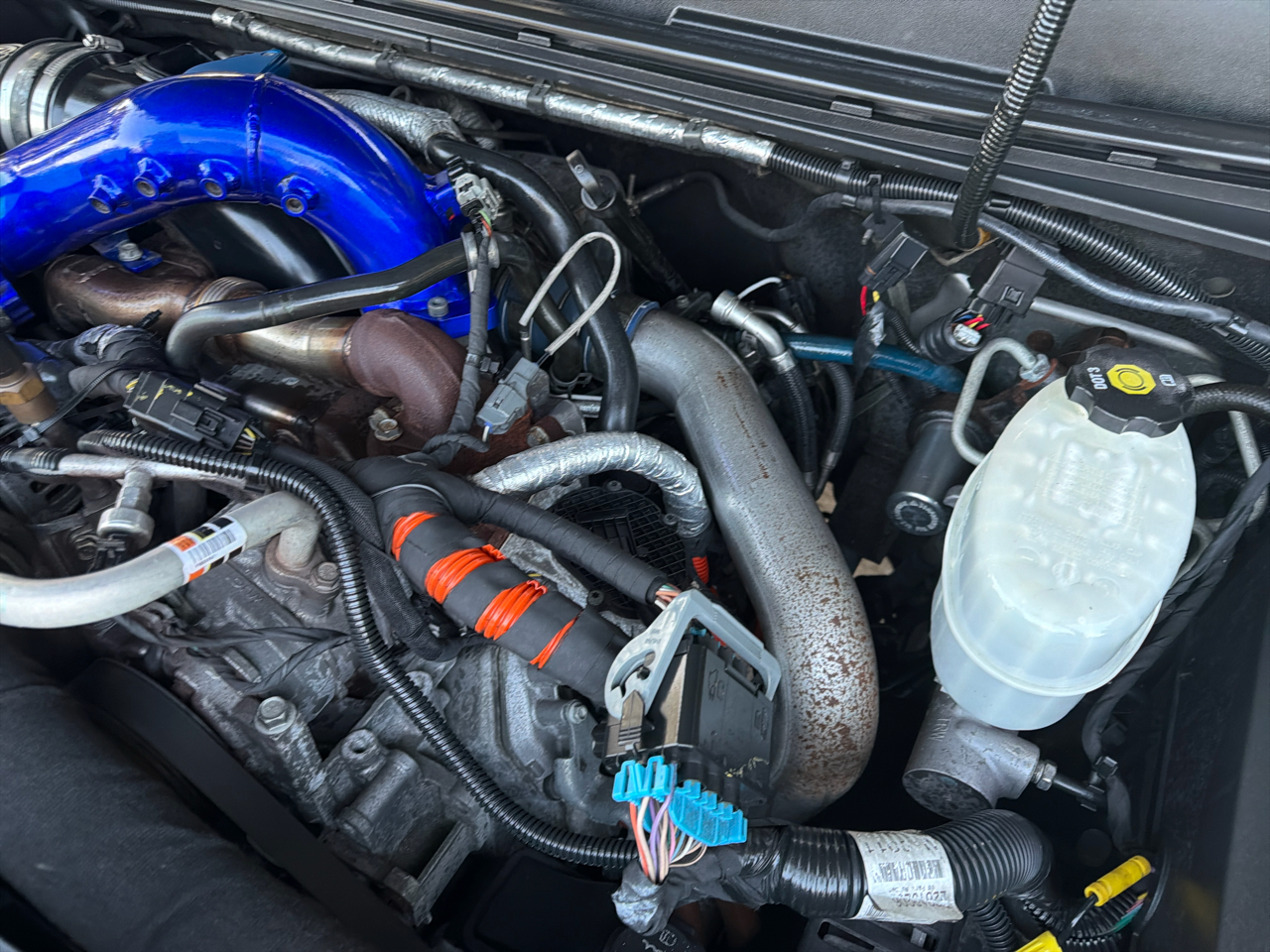 GMC Sierra 2500HD 4WD Crew Cab 153.7" Denali 2012