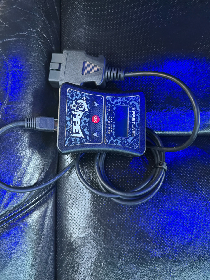 GMC Sierra 2500HD 4WD Crew Cab 153.7" Denali 2012