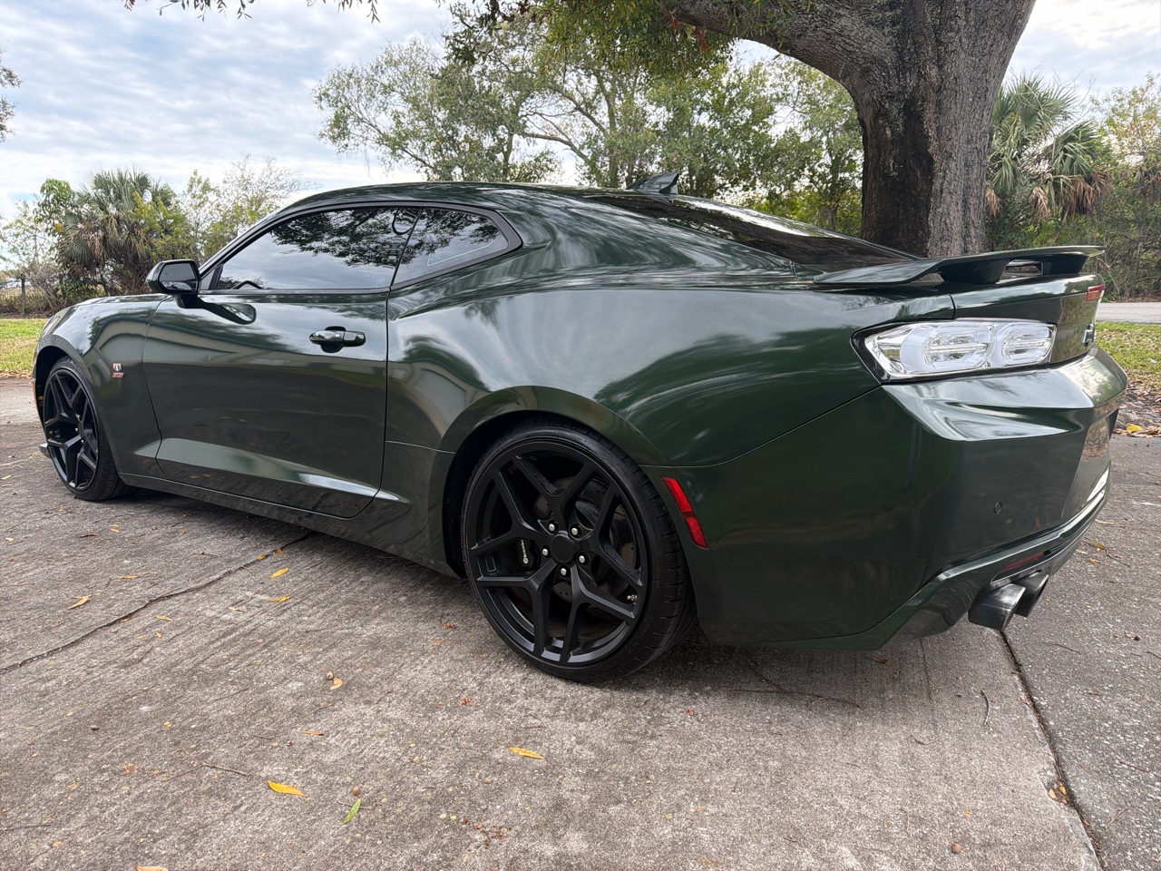 Chevrolet Camaro 2dr Cpe 2SS 2016