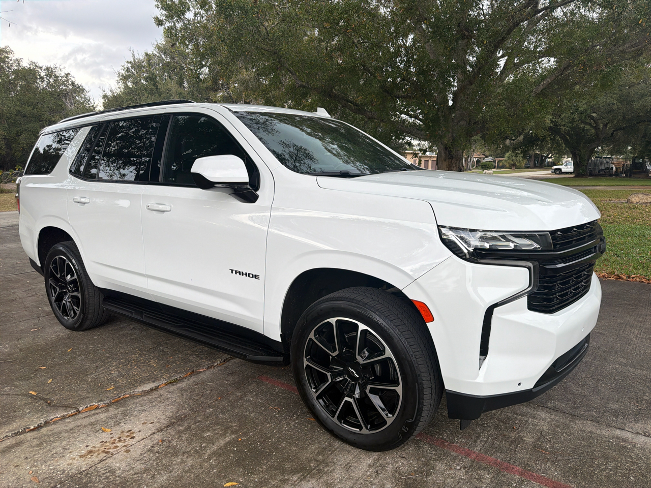 Chevrolet Tahoe 4WD 4dr RST 2023