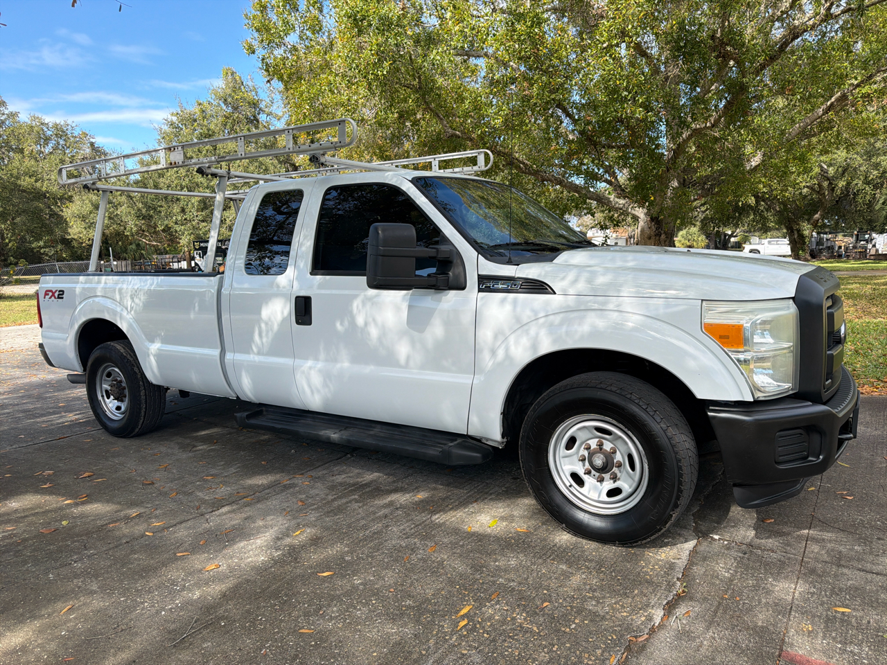 Ford Super Duty F-250 SRW 2WD SuperCab 158" XL 2012