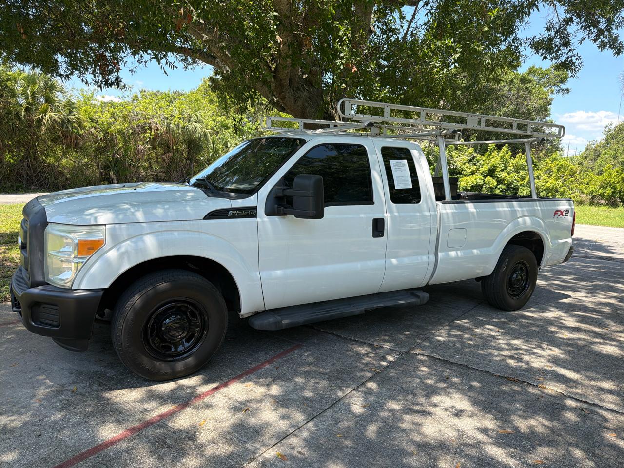 Ford Super Duty F-250 SRW 2WD SuperCab 158" XL 2012