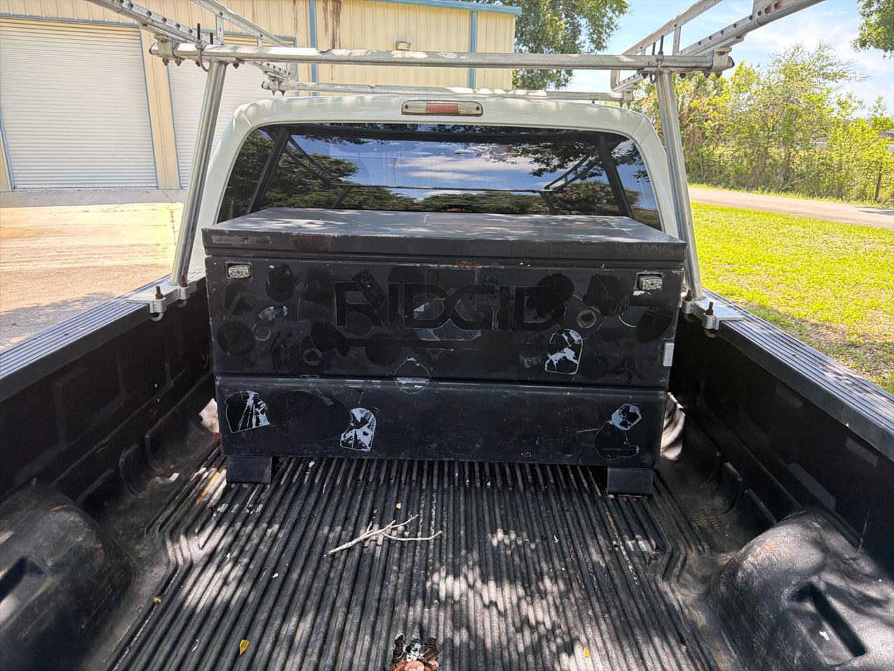 Ford Super Duty F-250 SRW 2WD SuperCab 158" XL 2012