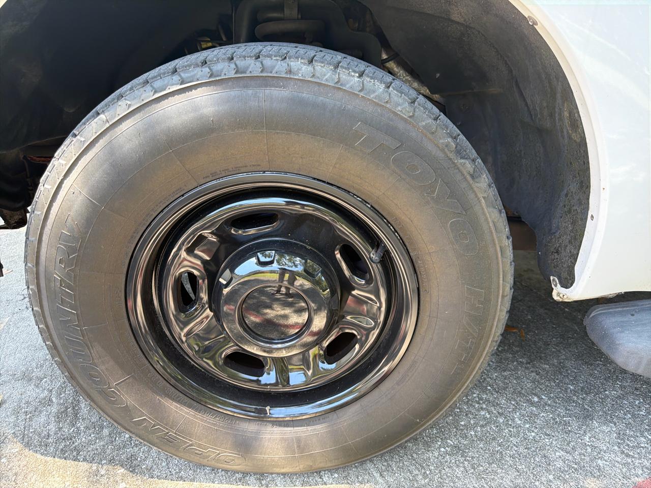 Ford Super Duty F-250 SRW 2WD SuperCab 158" XL 2012