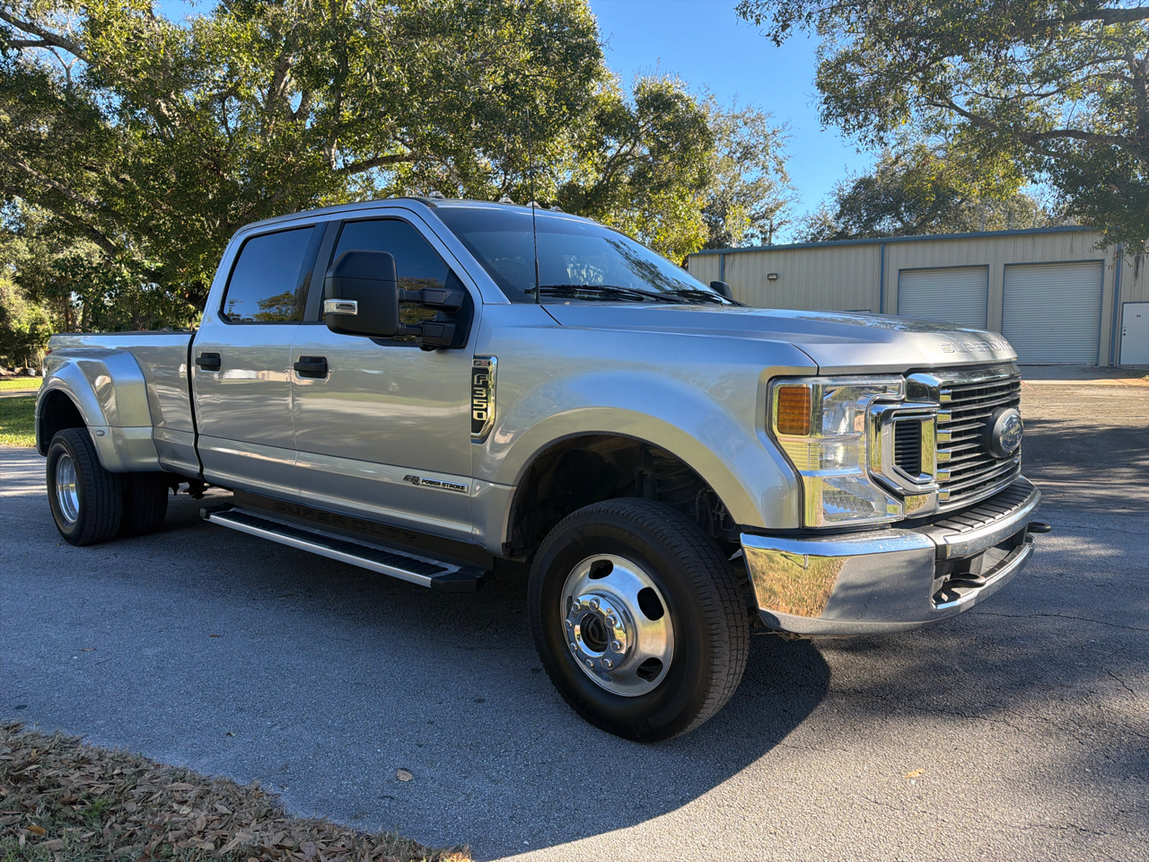 Ford Super Duty F-350 DRW XL 4WD Crew Cab 8' Box 2022