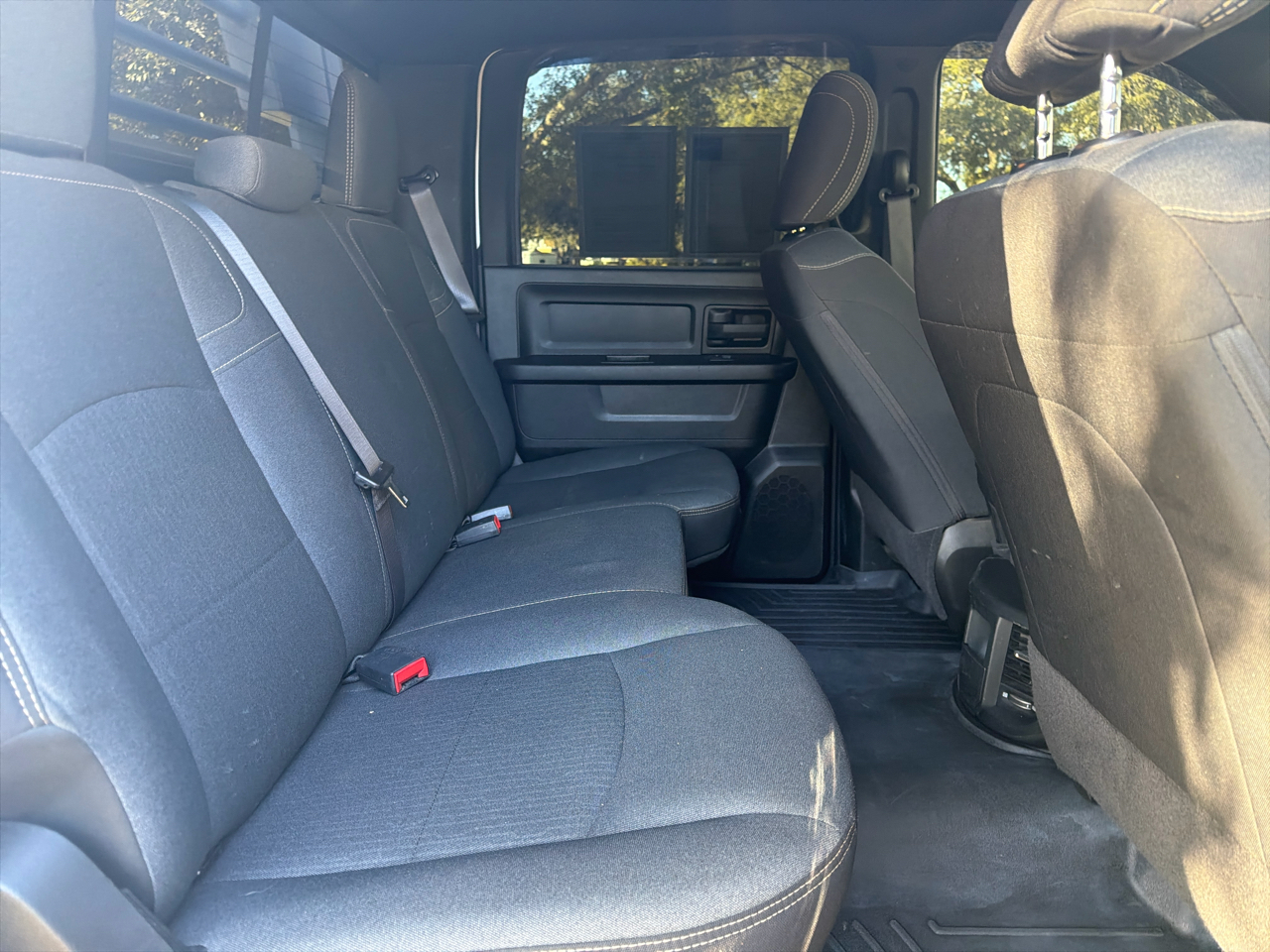 RAM 3500 Tradesman 4x4 Crew Cab 8' Box 2021