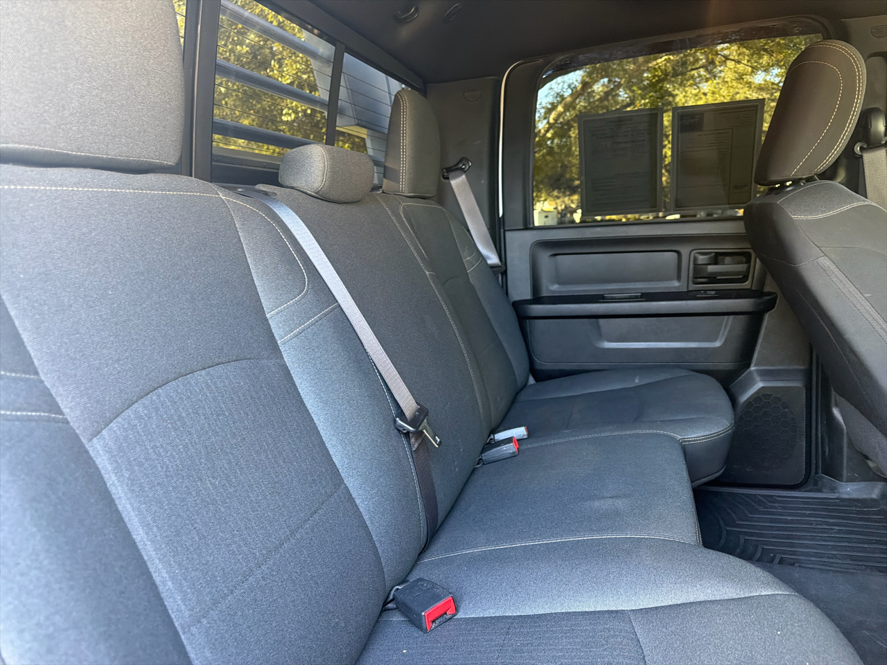 RAM 3500 Tradesman 4x4 Crew Cab 8' Box 2021