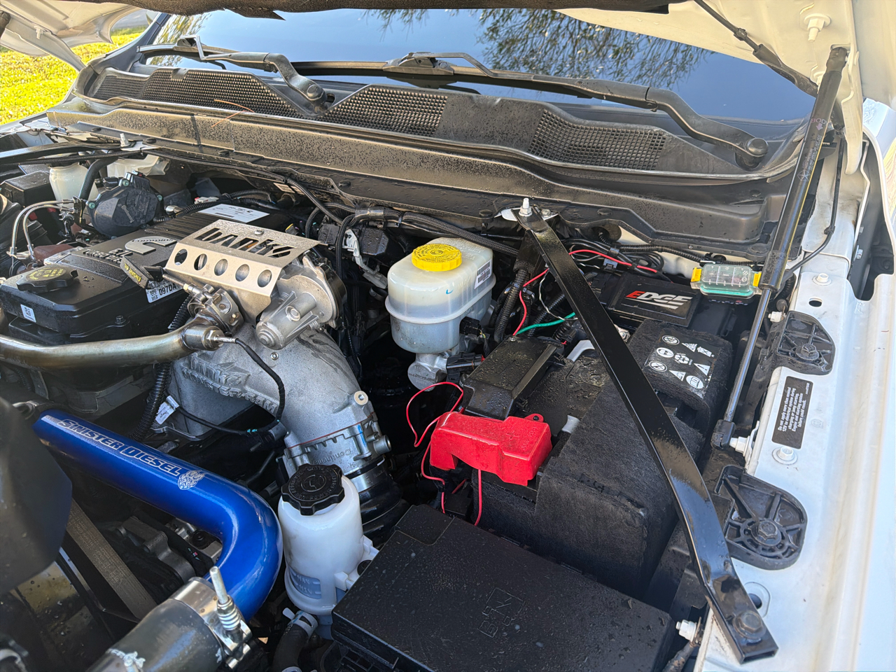 RAM 3500 Tradesman 4x4 Crew Cab 8' Box 2021