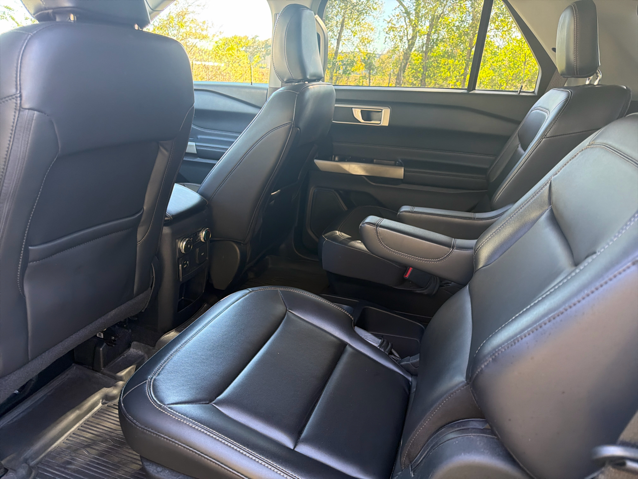 Ford Explorer XLT RWD 2021